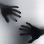 Universidade afasta calouro que ameaçava estuprar aluna