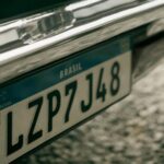 Placas de carro podem mudar de novo no Brasil; entenda a proposta feita por senador bolsonarista