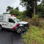 Acidente entre ambulância e caçamba deixa feridos na BA-650 entre Ipiaú e Ibirataia