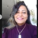 Cozinheira é encontrada morta pelo filho dentro de casa na Bahia; namorado da vítima é suspeito do crime
