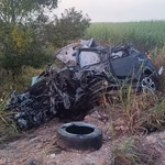 Quatro pessoas morrem após batida entre dois carros no sul da Bahia