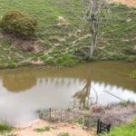 Jovem que tomava banho em represa de fazenda onde trabalhava é dado como desaparecido em Itabela