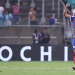 Bahia sai na frente, leva banho de água fria, mas reage e vence o São Paulo pelo Brasileirão